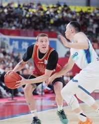 kaiyun-97比100不敌青岛队，山西男篮主场憾负